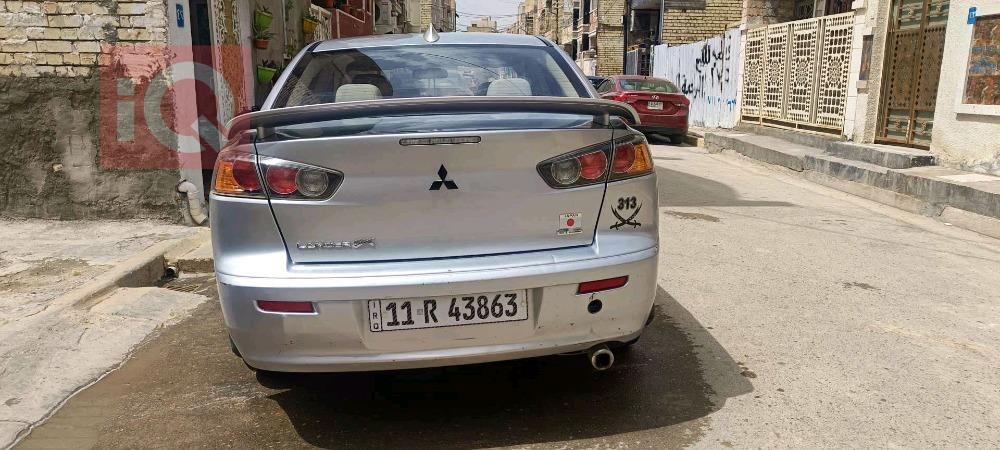 میتسوبیشی لانسەر EX